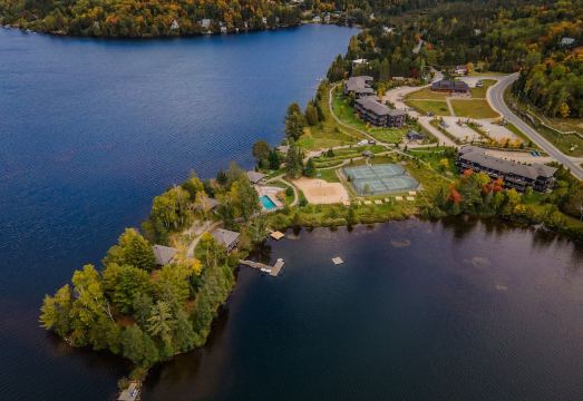 Tremblant Elysium Suites sur Lac - Évaluations de l'hôtel 4 étoiles à Les  Laurentides