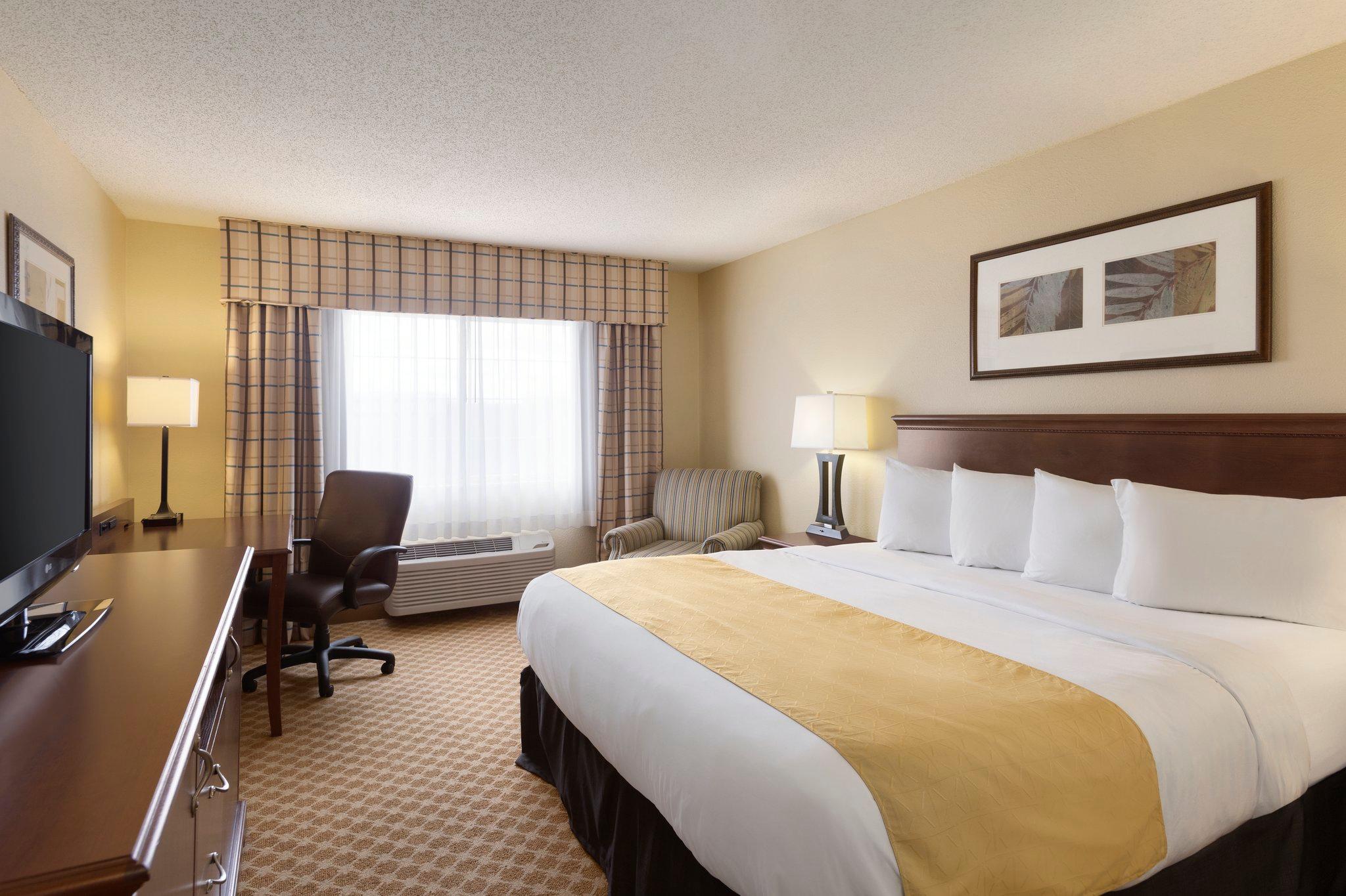 Country Inn & Suites by Radisson, Rochester, MN