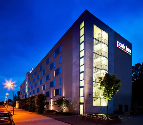 Park Inn by Radisson Frankfurt Airport - Beach