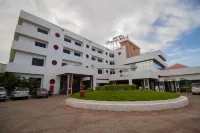 Dfront Golden Palace Hotels in 