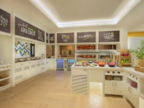 Hampton by Hilton Dubai Airport Hotels in Dubai