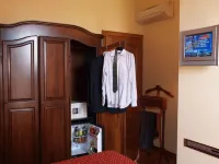 Beautiful Double Room in Montecatini Terme