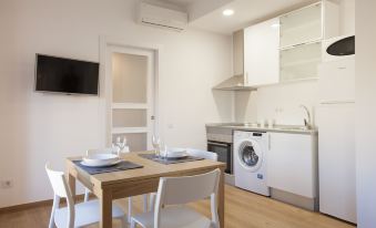 Renovated Apartment with Sea View, 5-1