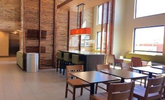 Country Inn & Suites by Radisson, Ocean City, MD - Housity