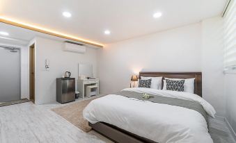 Yeosu Badaya Guest House and Hostel