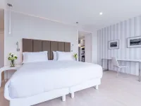 NH Puebla Finsa Hotels near Finsa