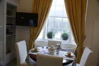 Pier View Self Catering Luxury Apartments - 5-Star