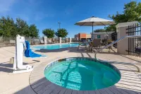 La Quinta Inn & Suites by Wyndham Houston NW Beltway8/Westrd - Hot Tub