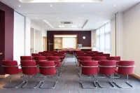 Holiday Inn Express Hamilton Hotels in Hamilton