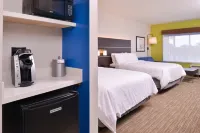 Holiday Inn Express & Suites MALL OF AMERICA - MSP AIRPORT by IHG