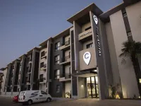 The Capital Melrose Hotels near Melrose