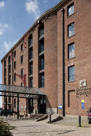 Holiday Inn Express Liverpool - Royal Albert Dock