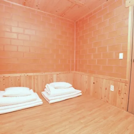 Hampyeong Daon Hanok Pension Отели в г. Хампхён