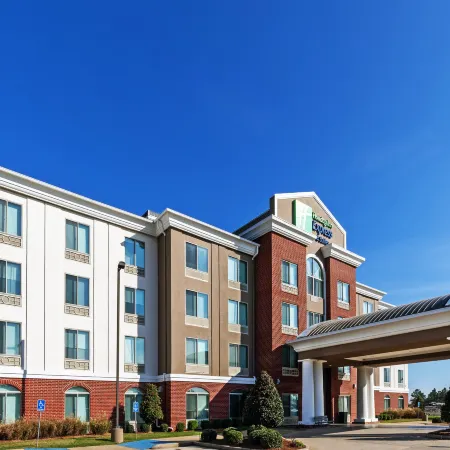 Holiday Inn Express & Suites SHREVEPORT - WEST by IHG