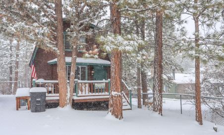 Cedar Chalet #1980 - Housity