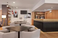 Ramada by Wyndham Valencia Almussafes - bar