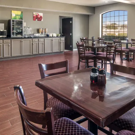 Quality Inn & Suites