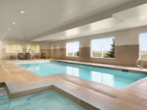 Airdrie Inn and Suites Hotels in Airdrie