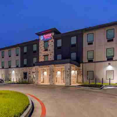 SureStay Plus Hotel by Best Western Humble Hotel Exterior