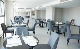 Sunday Luxury Downtown Adliya Formerly Jewel Hotel