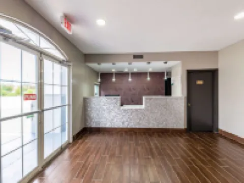 Quality Inn & Suites Canton Hoteles en Canton