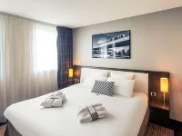 Hôtel Mercure Rennes Cesson Hotels in Cesson-Sevigne