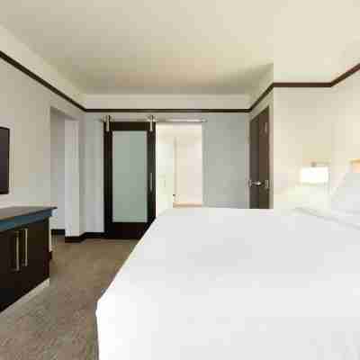 Hilton Garden Inn Medford Rooms