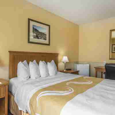Quality Inn Rooms
