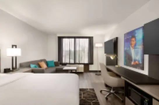 La Quinta Inn & Suites by Wyndham Dothan