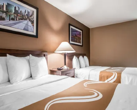 Quality Inn Elgin I-90 Hoteles en Elgin