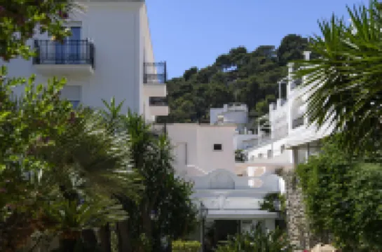 ลา เรสซิเดนซ่า คาปรี