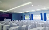 Sea Mountain Khanom Hotel