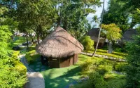 Haadtien Beach Resort