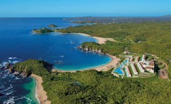 Secrets Huatulco Resort and Spa