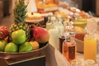 Holiday Inn BARCELONA - SANT CUGAT by IHG - breakfast