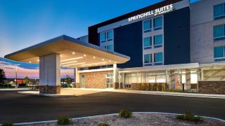 springhill-suites-holland