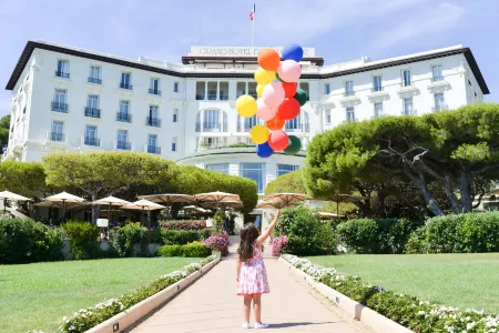 Grand-Hotel du Cap-Ferrat, A Four Seasons Hotel Отели рядом с достопримечательностью «Musee des Coquillages»