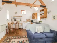 High Park Barn - 4-Star