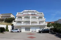Apartments Johnny Hôtels à : Podstrana