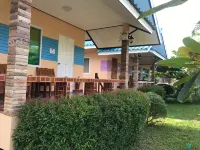 Sangtong Beach Resort Hotels in Laem Sing