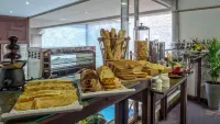 Yaad City Hotel - Frühstück