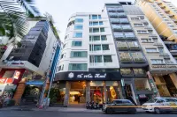 The White Hotel 8A Thai Van Lung Hotels in Le Thanh Ton