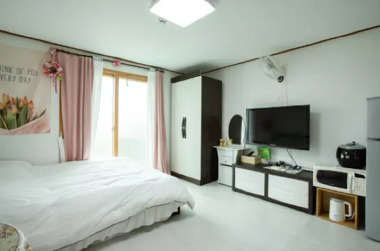 Donghae Sky Sea Pension