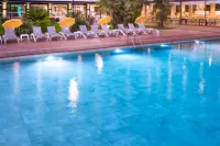 Hotel President - Pools