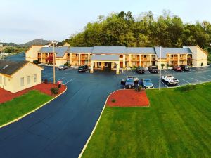 Super 8 by Wyndham Fort Chiswell/Wytheville Area