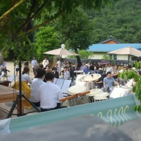 Jukheon Traditional House