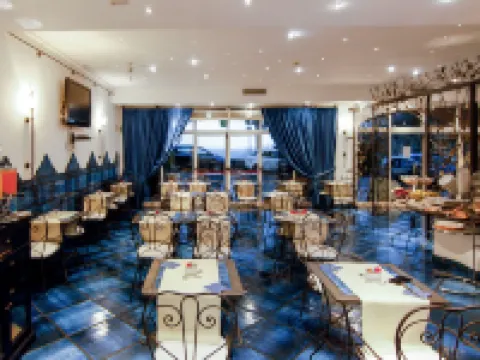 โปซิตาโน อาร์ตโฮเทล ปาซิเตอา โรงแรมในโพสิตาโน่