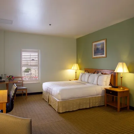 The Crockett Hotel