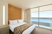 Ramada Hotel & Suites by Wyndham Netanya Hotel di Netanya