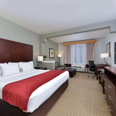 Comfort Suites Airport Tukwila Seattle
